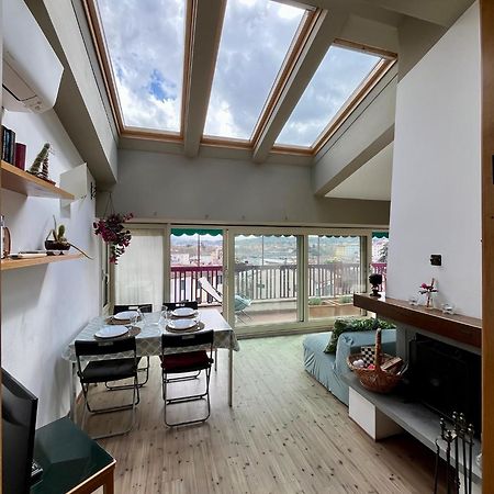 Settesanti Vintage Attic Apartment ฟลอเรนซ์ ภายนอก รูปภาพ