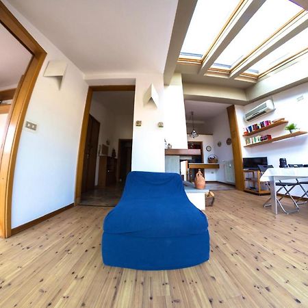 Settesanti Vintage Attic Apartment ฟลอเรนซ์ ภายนอก รูปภาพ